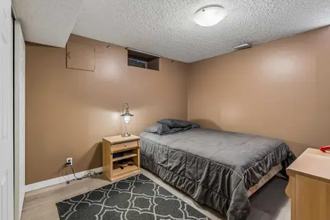 708 Lake Bonavista Drive SE photo 31