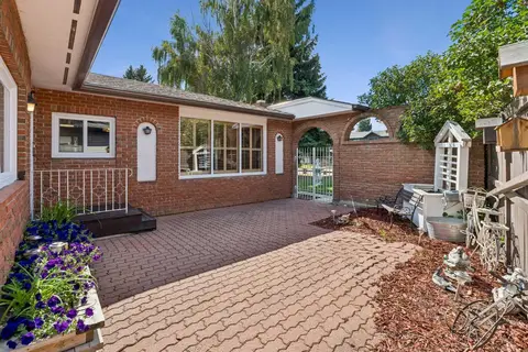 708 Lake Bonavista Drive SE photo 6
