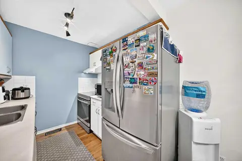 10, 219 90 Avenue SE photo 6