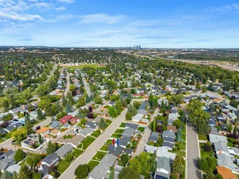 10832 Mapleford Road SE photo 48