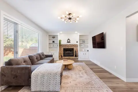 47 Canterbury Court SW photo 16