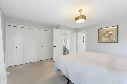 47 Canterbury Court SW photo 25