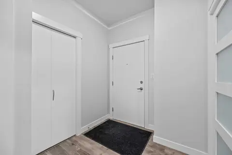 1114, 8710 Horton Road SW photo 2