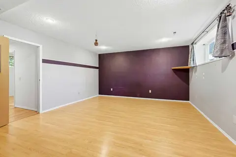 944 Canna Crescent SW photo 30