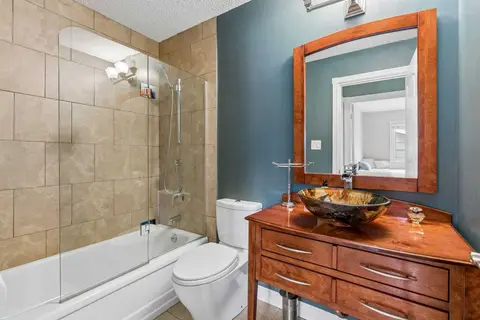 856 Lake Twintree Crescent SE photo 20
