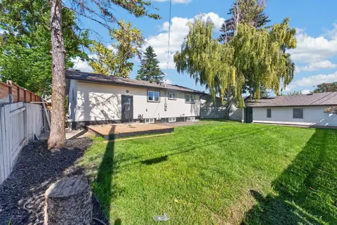 140 Fyffe Road SE photo 44
