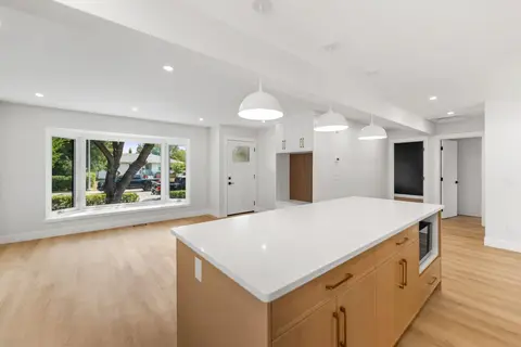 439 Arlington Drive SE photo 22