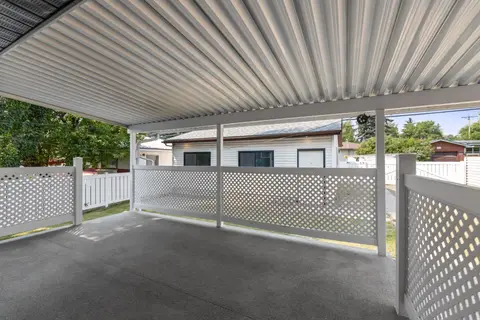 439 Arlington Drive SE photo 49