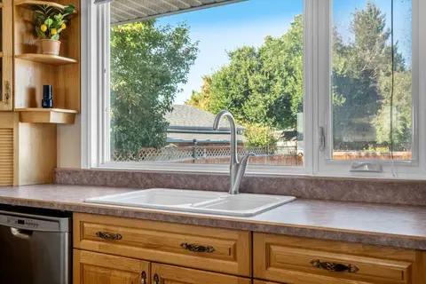 244 Cantrell Drive SW photo 11