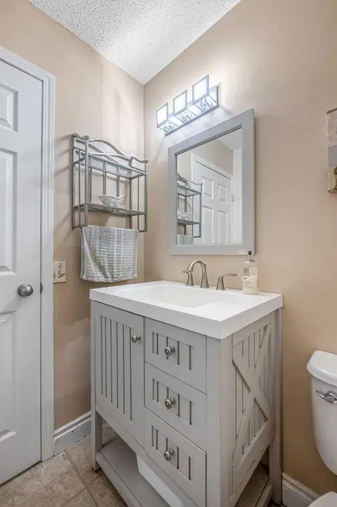 244 Cantrell Drive SW photo 24