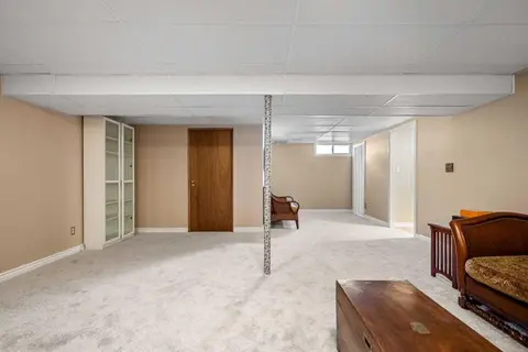 244 Cantrell Drive SW photo 30