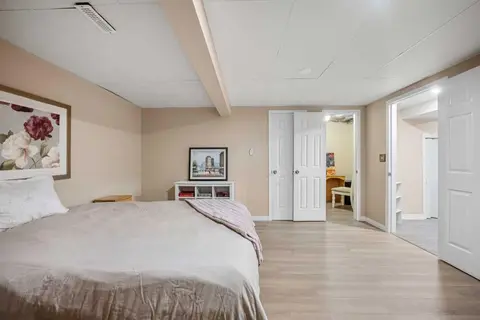 244 Cantrell Drive SW photo 36