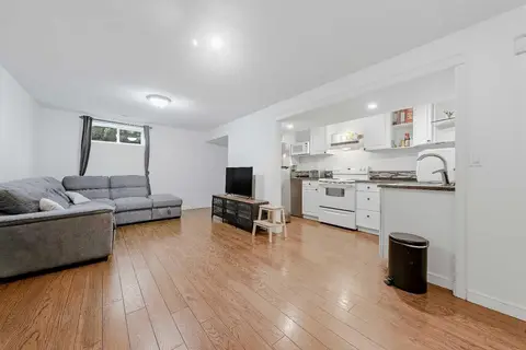 176 Frobisher Boulevard SE photo 21
