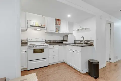 176 Frobisher Boulevard SE photo 23