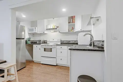176 Frobisher Boulevard SE photo 24