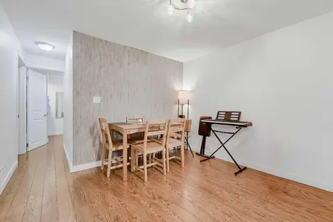 176 Frobisher Boulevard SE photo 25