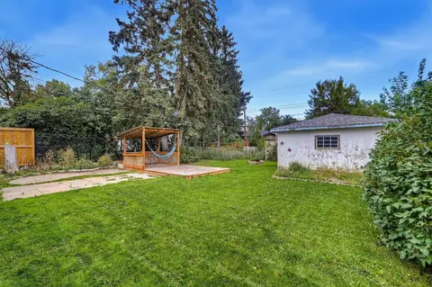 176 Frobisher Boulevard SE photo 33