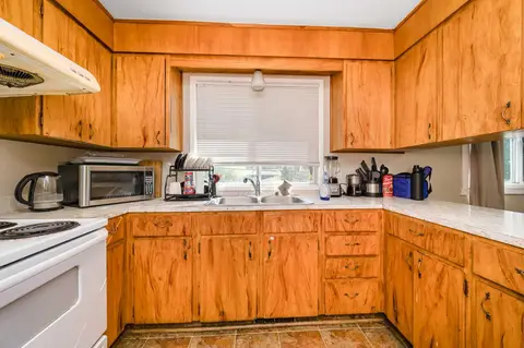 823 Sabrina Road SW photo 10