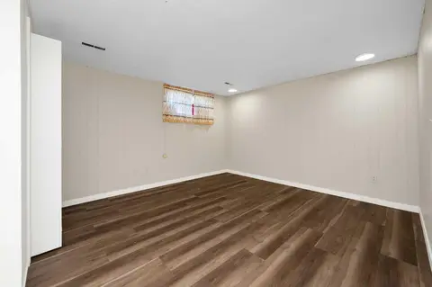 823 Sabrina Road SW photo 25