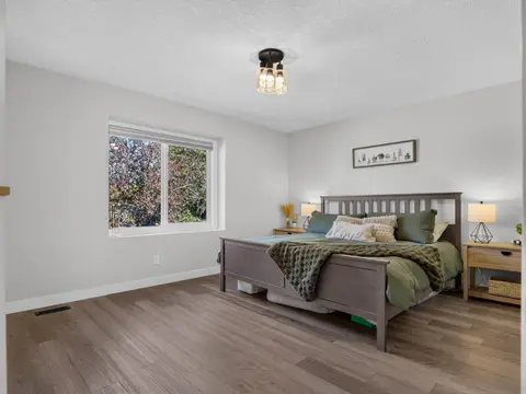 1215 Lake Twintree Drive SE photo 23