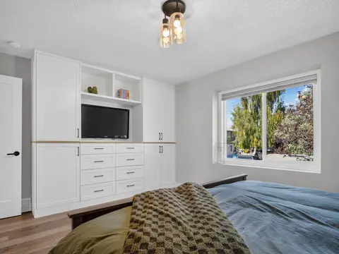 1215 Lake Twintree Drive SE photo 25