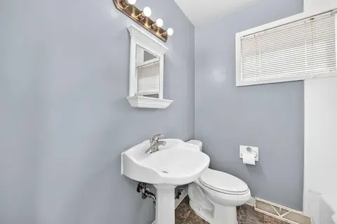 5924 Elbow Drive SW photo 22