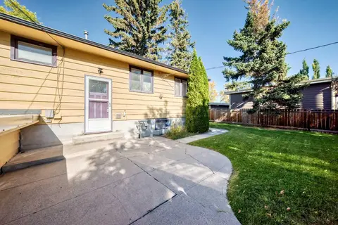 5924 Elbow Drive SW photo 39