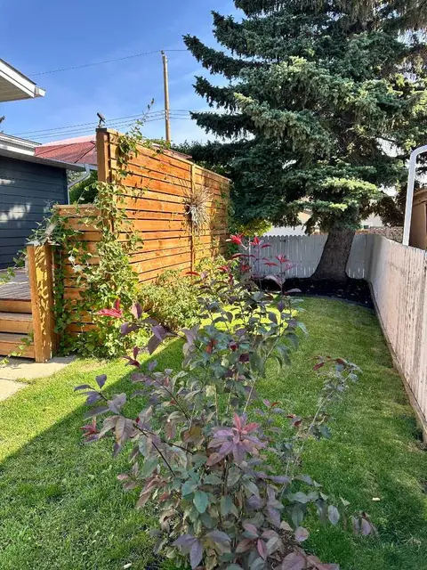 68 Haysboro Crescent SW photo 34