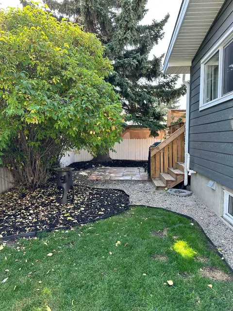 68 Haysboro Crescent SW photo 35