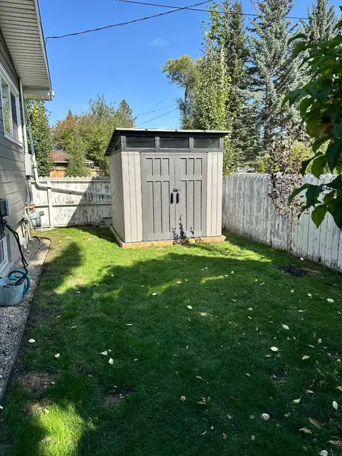 68 Haysboro Crescent SW photo 37