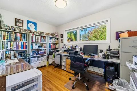 7804 7 Street SW photo 30