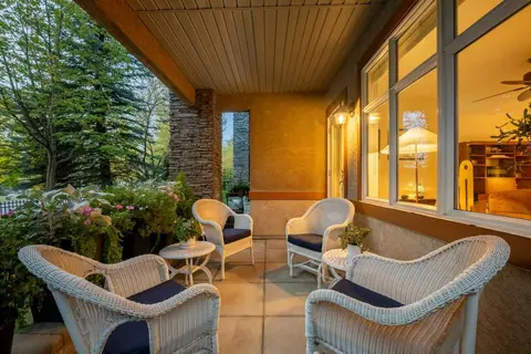 1104, 1104 Lake Fraser Court SE photo 24