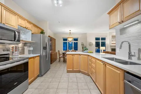1104, 1104 Lake Fraser Court SE photo 5