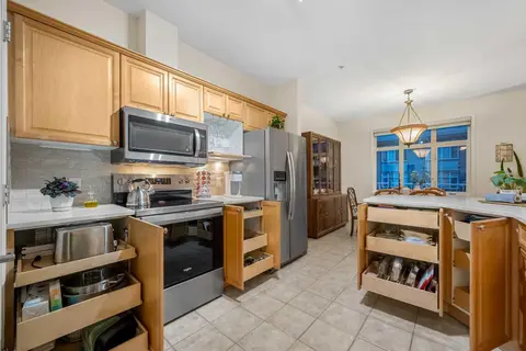 1104, 1104 Lake Fraser Court SE photo 6