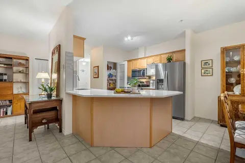 1104, 1104 Lake Fraser Court SE photo 7