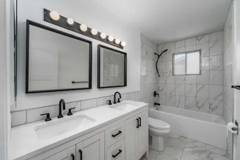 711 118 Avenue SW photo 18