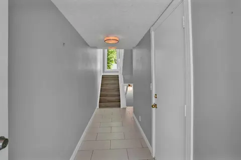 118 Candle Terrace SW photo 2