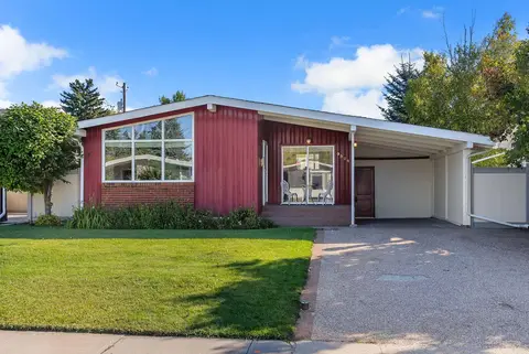 9524 3 Street SE, Calgary