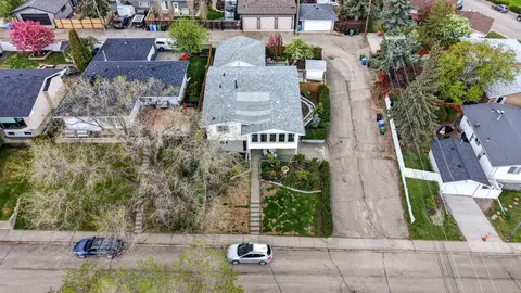 11 Selkirk Drive SW photo 46