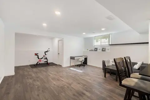 6907 6 Street SW photo 23