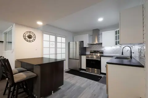 6907 6 Street SW photo 25