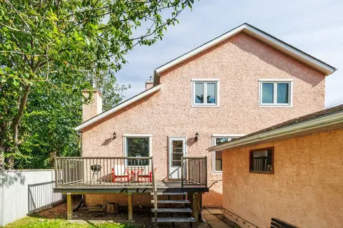6907 6 Street SW photo 42
