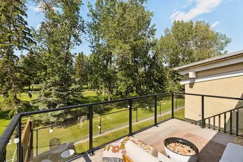 706, 11010 Bonaventure Drive SE photo 26