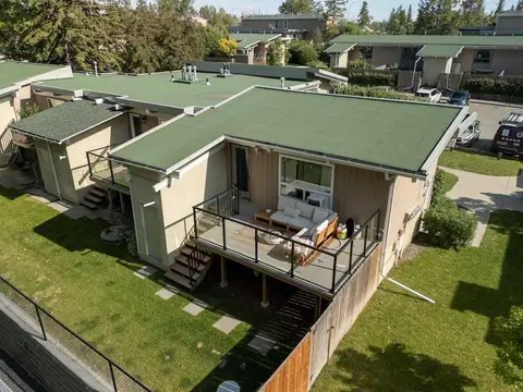 706, 11010 Bonaventure Drive SE photo 31