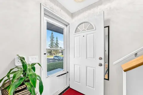 170, 999 Canyon Meadows Drive SW photo 5
