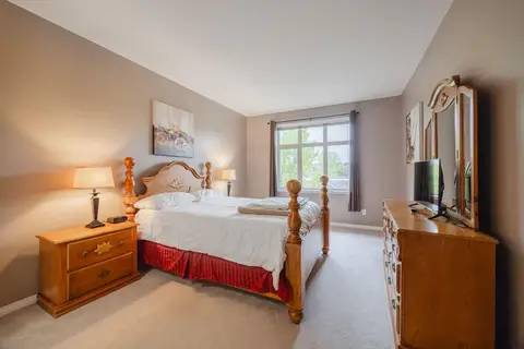 1306, 1306 Lake Fraser Court SE photo 10