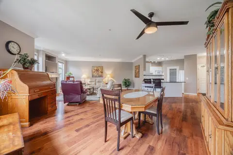 1306, 1306 Lake Fraser Court SE photo 9