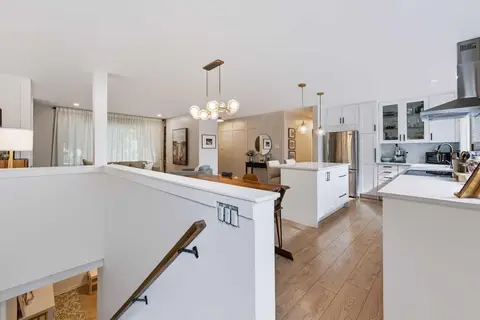 115 Flavelle Road SE photo 18