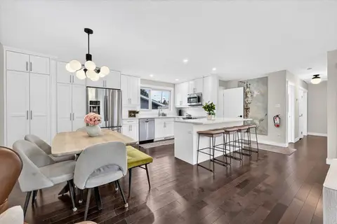 316 Wascana Road SE photo 10