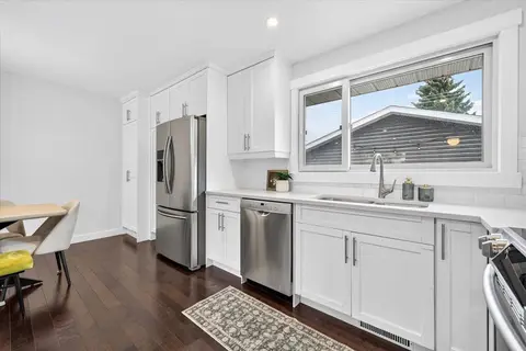 316 Wascana Road SE photo 14
